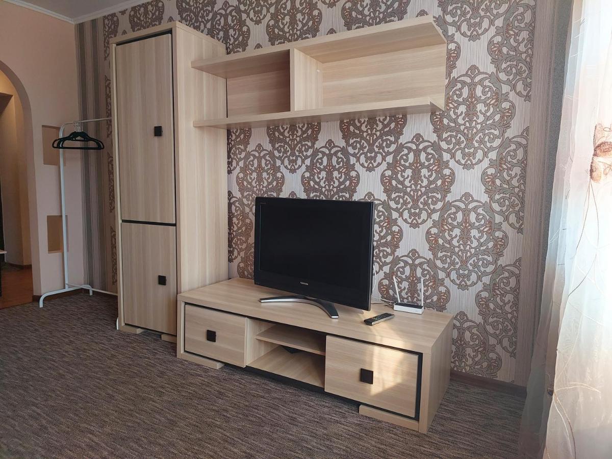Однокімнатна На Проспекті Соборності, Біля Там-Таму Lutsk Luaran gambar