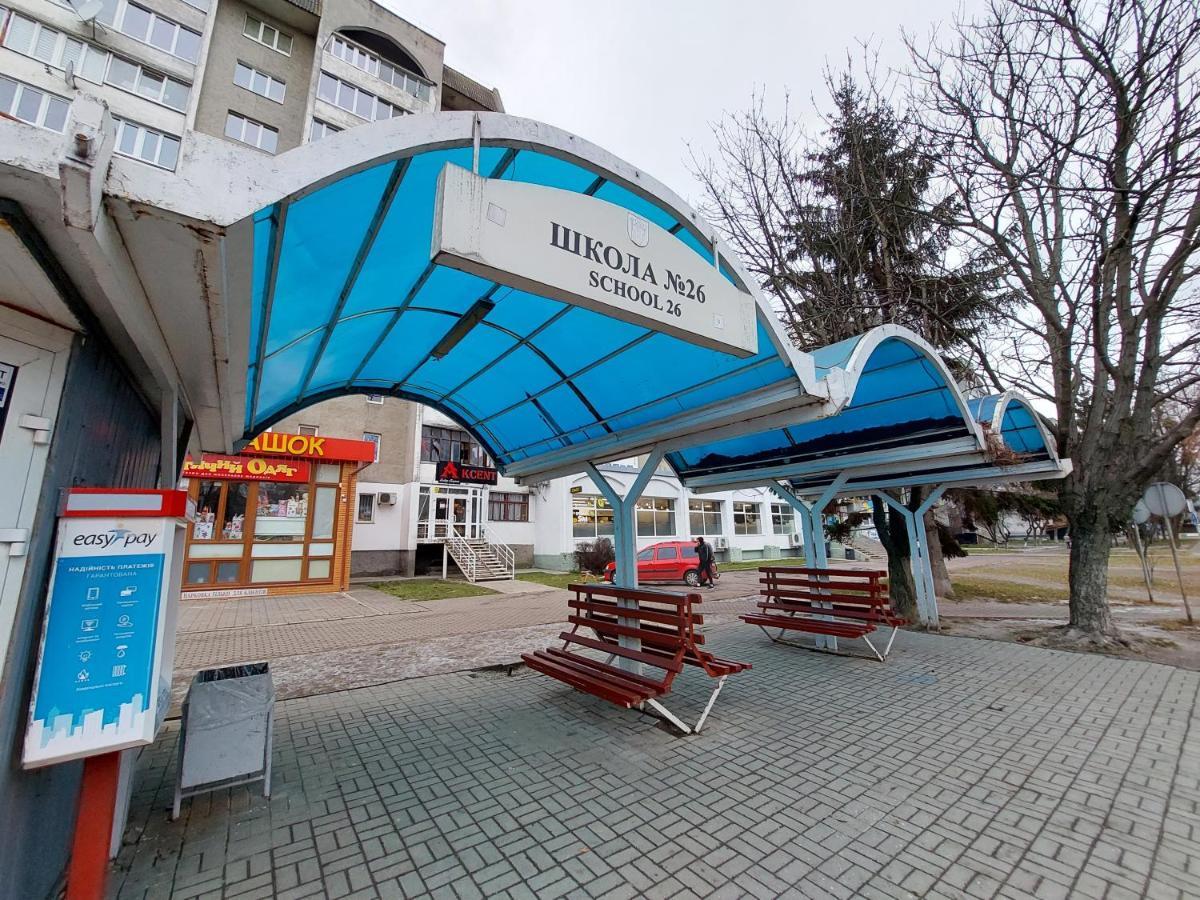 Однокімнатна На Проспекті Соборності, Біля Там-Таму Lutsk Luaran gambar